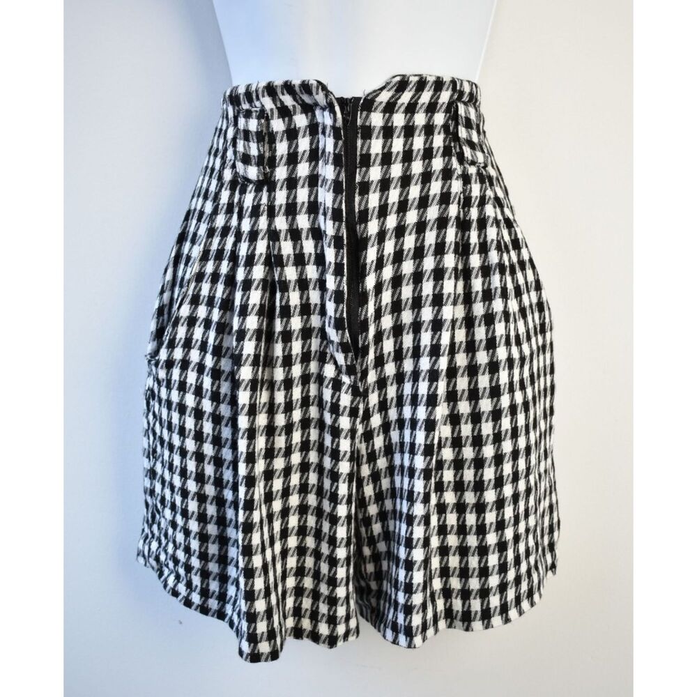Black and White Houndstooth Shorts, Vintage 1980s / 1990s Rampage